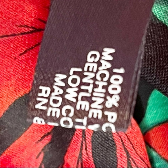 Long Rectangle Christmas Scarf Scarves Poinsettia Snowman Winter Red Lot 2x - Picture 8 of 8
